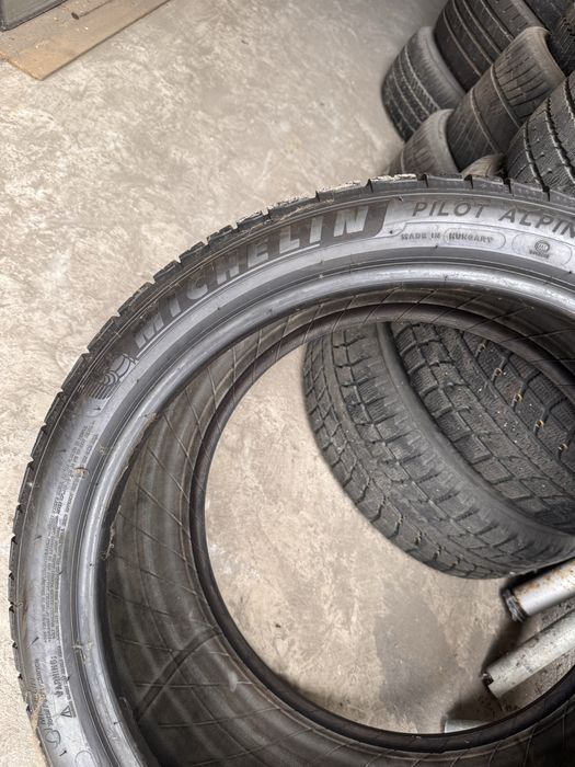 305/35/21+275/40/21  R21 Зима 4шт