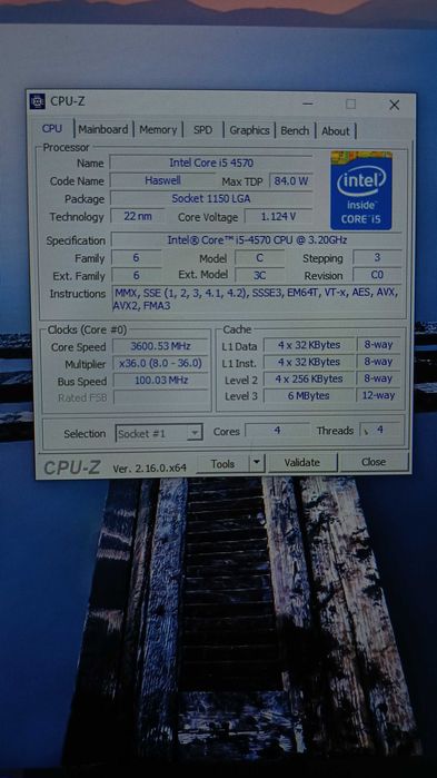 Komputer + Monitor HP 22" i5 / 16GB RAM / SSD