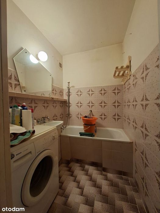 Mieszkanie do remontu z balkonem