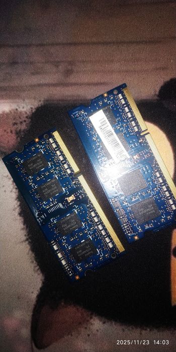 Продам DDR3 память hunix 3gb