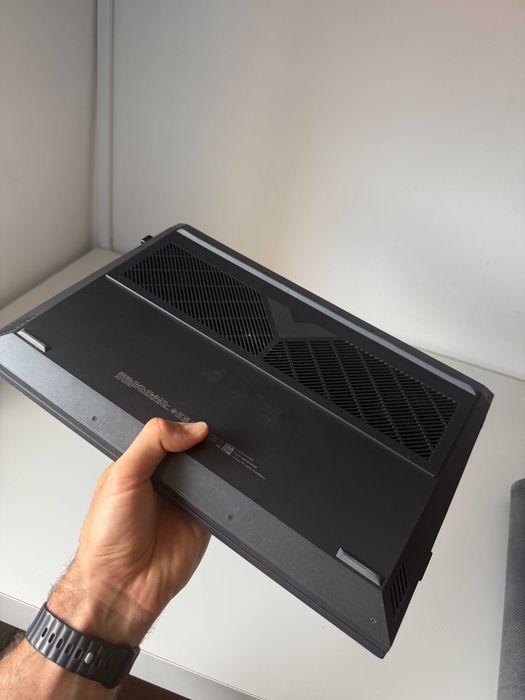 HP Victus 16 Gaming  |  Ryzen 7 5800H  |  RTX 3050 Ti  | SSD 512GB