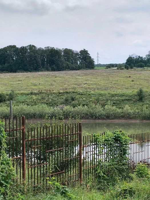 Продам Дом 15 минут от метро, около озера, Песочин.