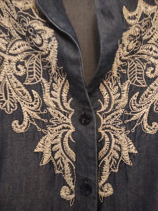 Blusa nova 55 cm cava