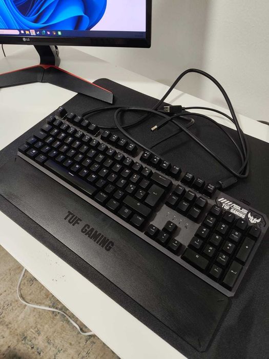 Teclado Mecânico ASUS TUF K3 RGB (Layout PT) – C/ Garantia e Caixa