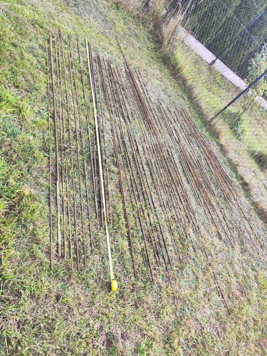 Pręty zbrojeniowe żebrowane, ok. 50–60 szt., 3,5 m, różne fi