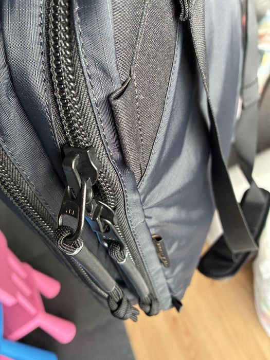 Tasmanian Tiger Shoulder Bag