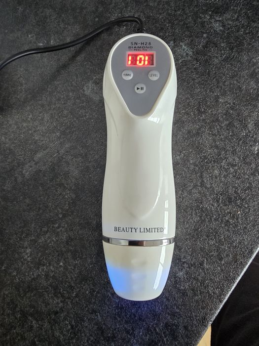 Mikrodermabrazja diamentowa SN-H28