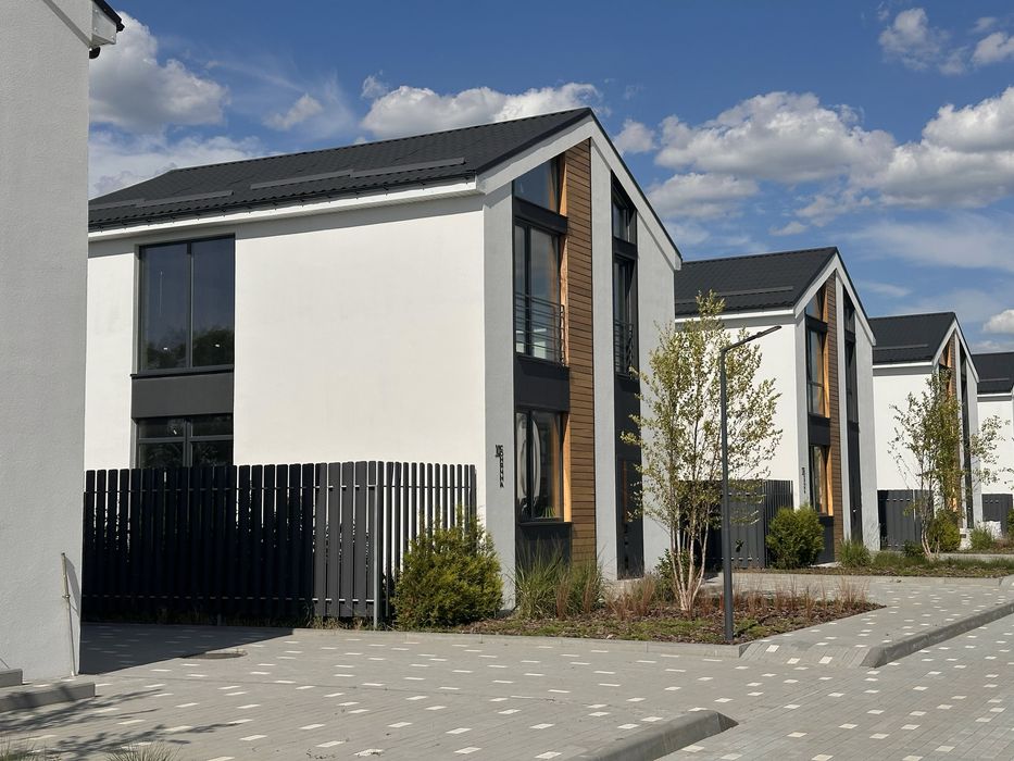 Котедж 106 кв.м з документами. 4,5 сотки землі. ЄОселя єВідновлення