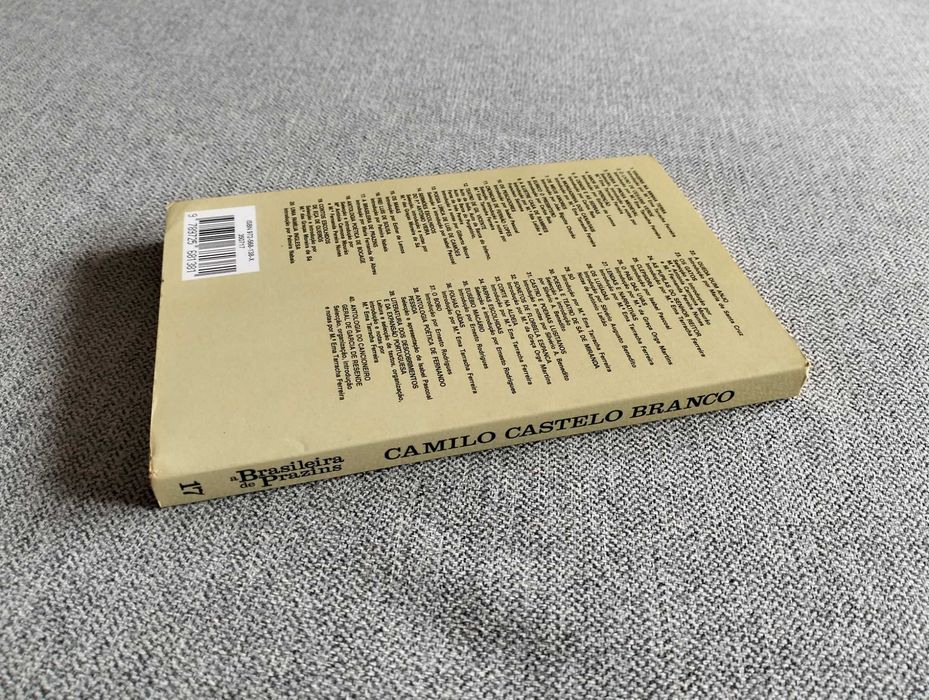 Livro "A brasileira de Prazins" de Camilo Castelo Branco