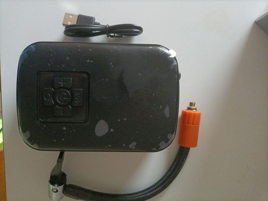 Bomba  de ar recargavel