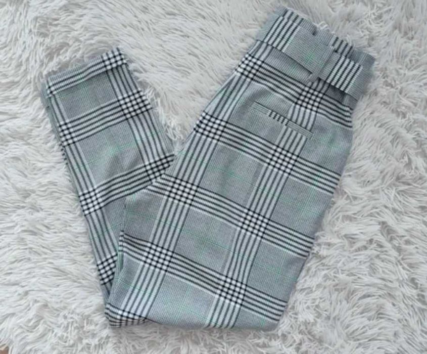 Spodnie paperbag w kratę Bershka wysoki stan