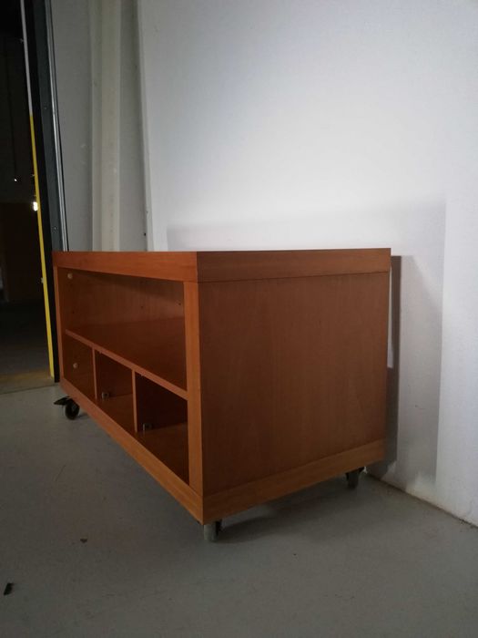 Móvel de televisão