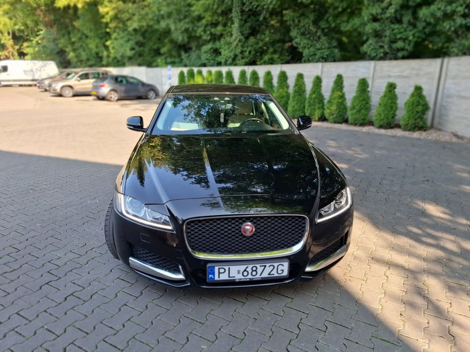 Jaguar XF