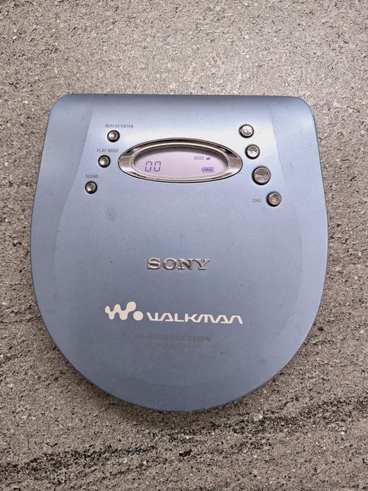 Walkman CD odtwarzacz CD Sony D-E777