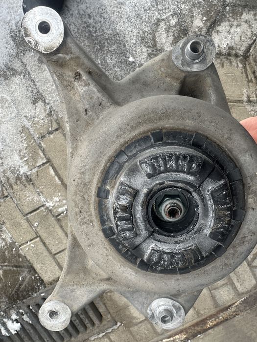 Стойка амартизатора до Ауді Q5 до 17 року