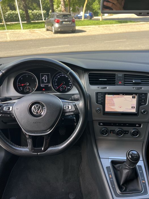 Volkswagen Golf — fotografia 9