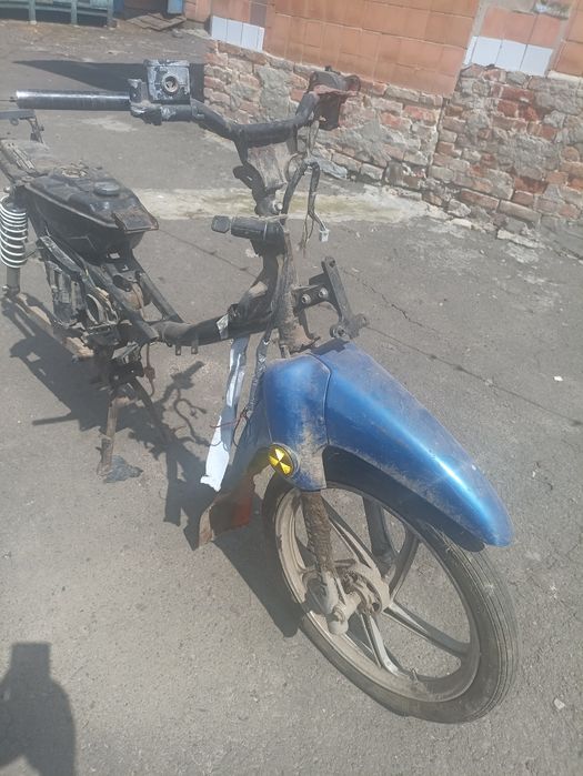 Мото запчастини для мопедів