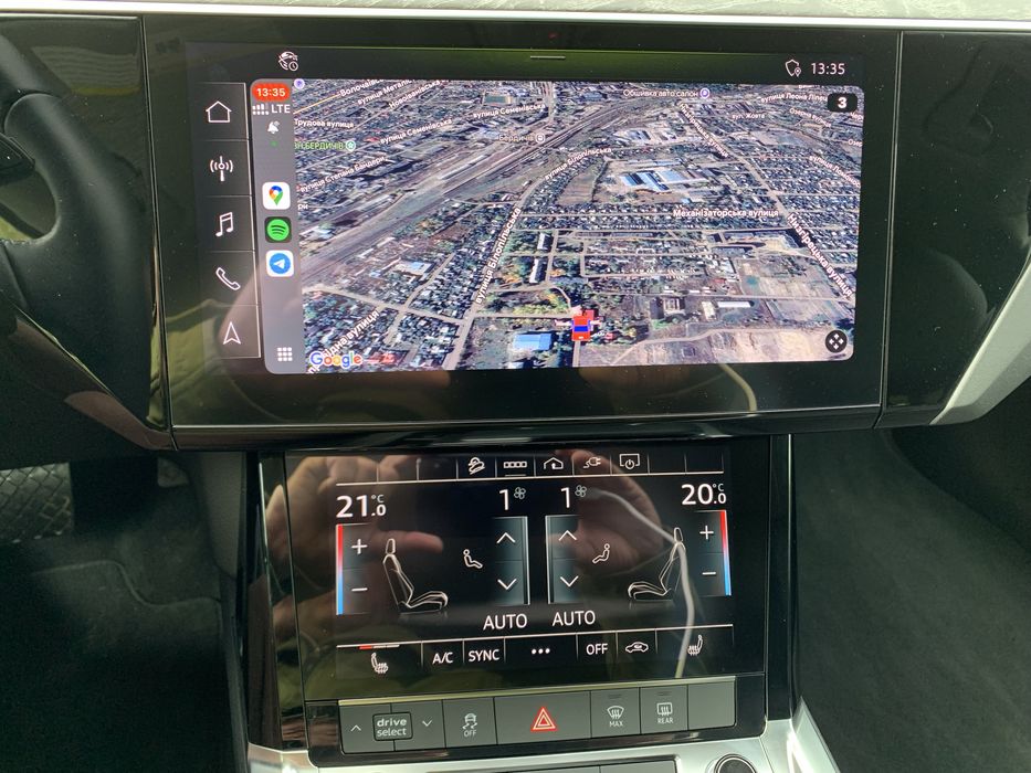 Audi Q8 E-tron Premium 114Квт