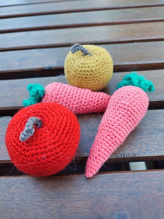 Warzywa, owoce dla hobby horrse