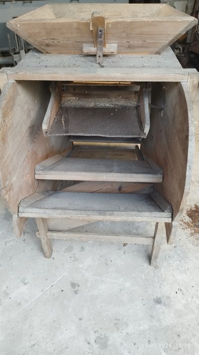 Młynek, wialnia do zboża