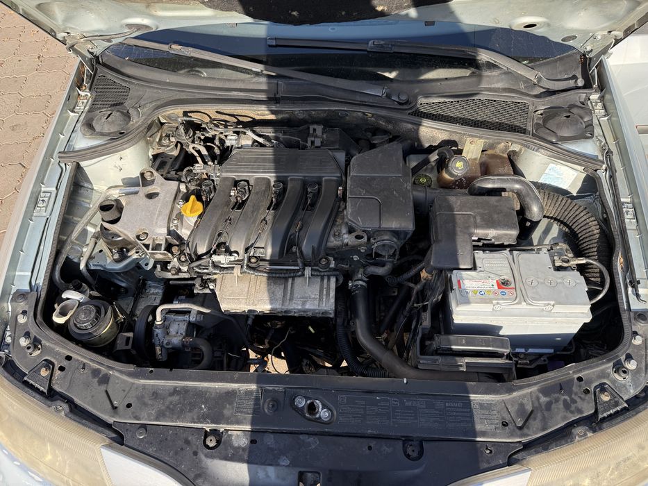 Renault Laguna. 2.0 Бензин. 2004 год. Автомат.