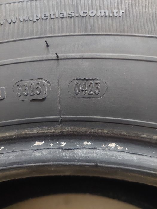 Пара літньої гуми літо літня Petlas R16 265 70
