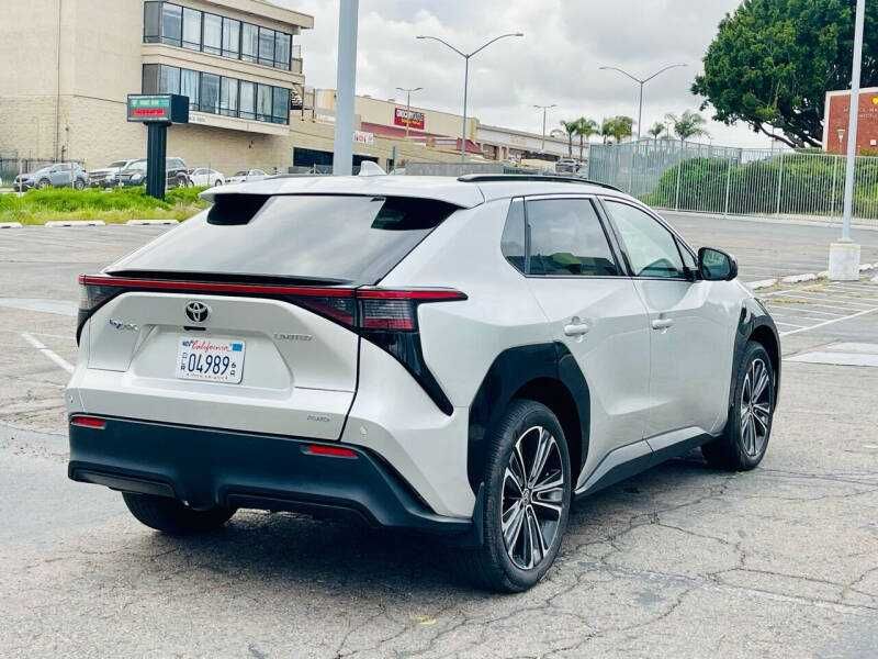 2023 Toyota bZ4X