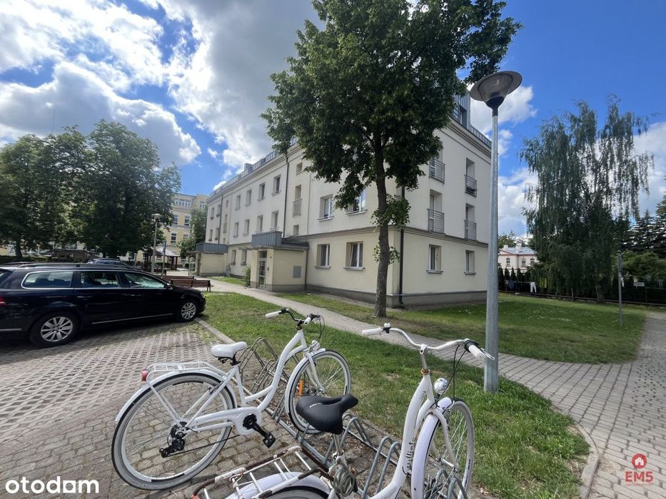 2 pokoje z oddzielną kuchnią , parter