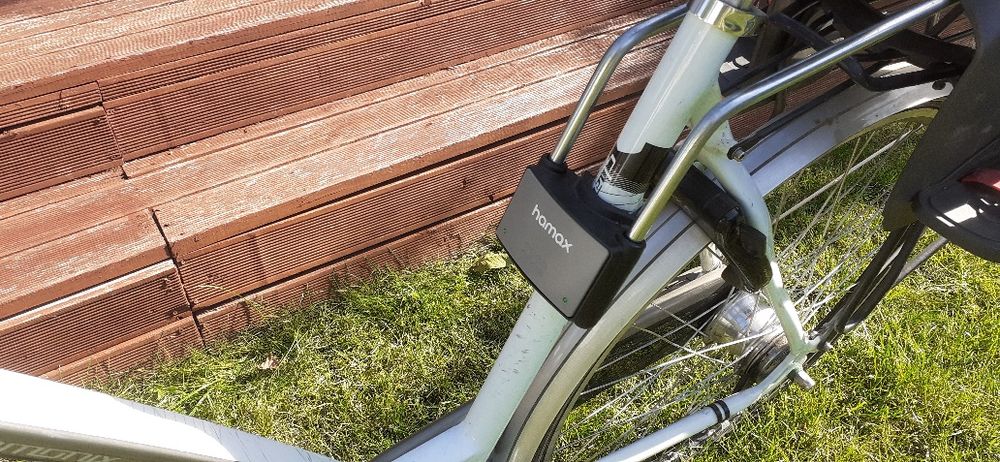 Fotelik dla dziecka  Hamax z 2 bazami