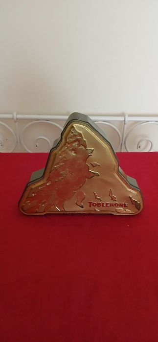 Lata Toblerone, usada