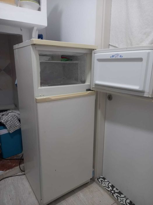 Geladeira duplex (refrigerador + freezer)