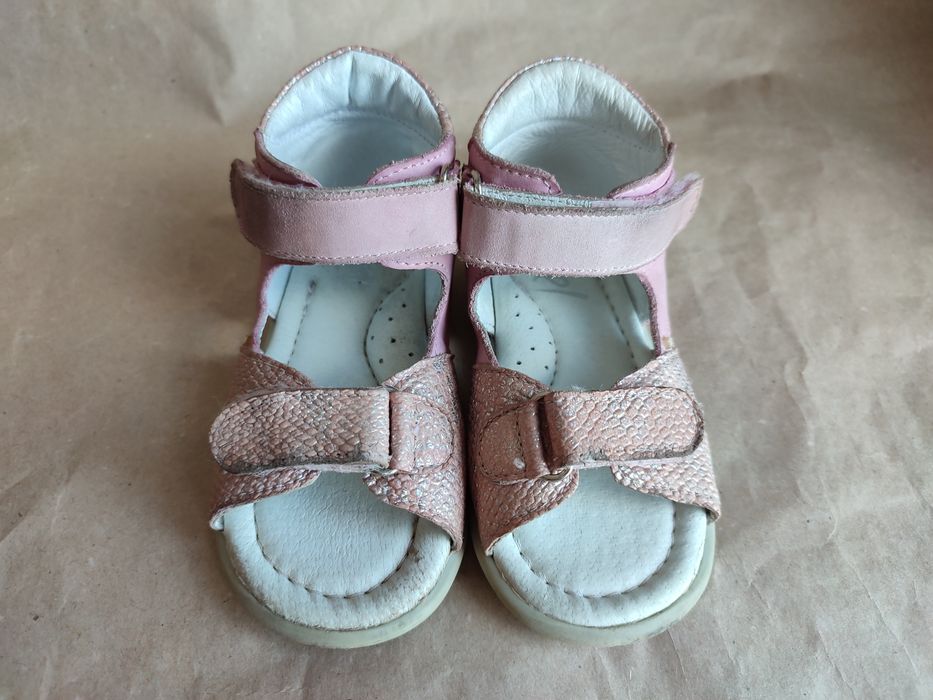 Skórzane sandałki handmade Emel roz. 22