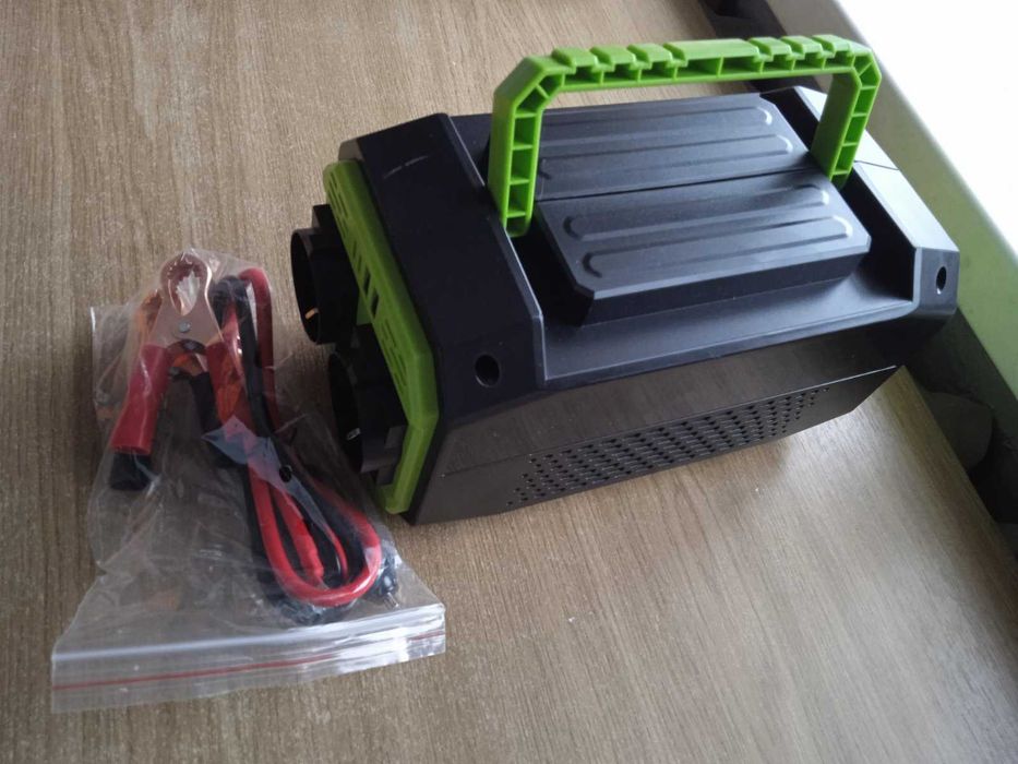 Інвертор напруги 1000W | DC 12V в AC 220V/230V