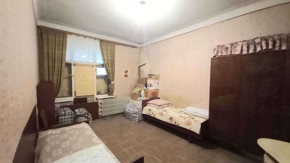 Продам 2 комнаты в 4 комн. кв-ре  Павлово Поле, проспект Науки