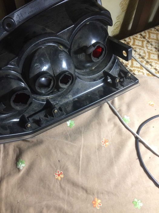 Задний фонарь для авто