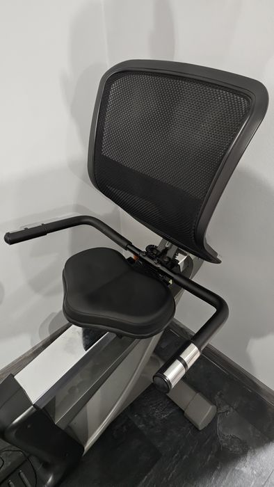 Rowerek stacjonarny poziomy, rehabilitacyjny Horizon Elite R4000