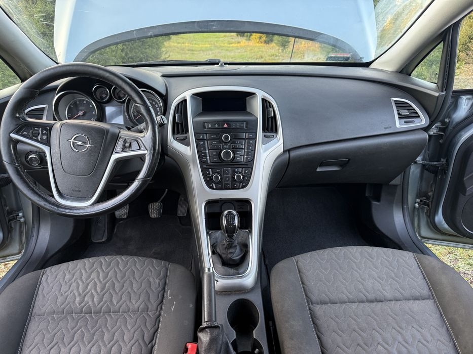 Opel astra J kombi