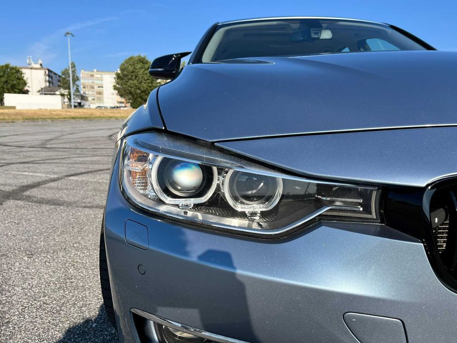 BMW 328i Auto Luxury Line