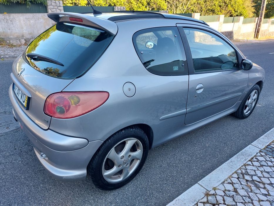 Peugeot 206 XS 2.0 Hdi Ano 2003 estimado económico 2 donos