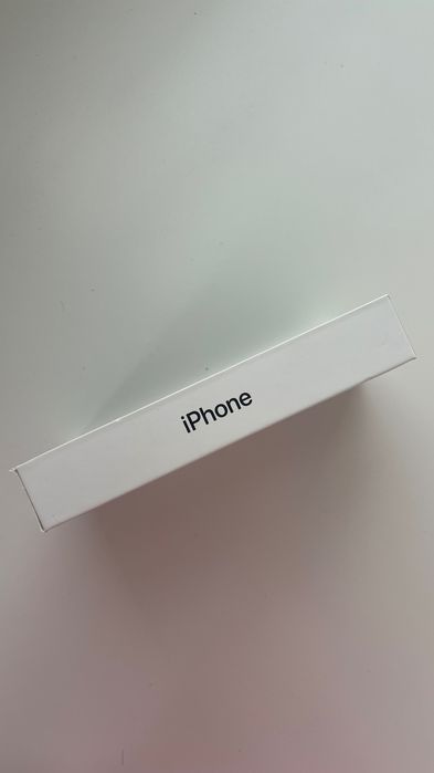 Pudełko box karton iPhone 11 czarny black naklejka Apple pinezka igła