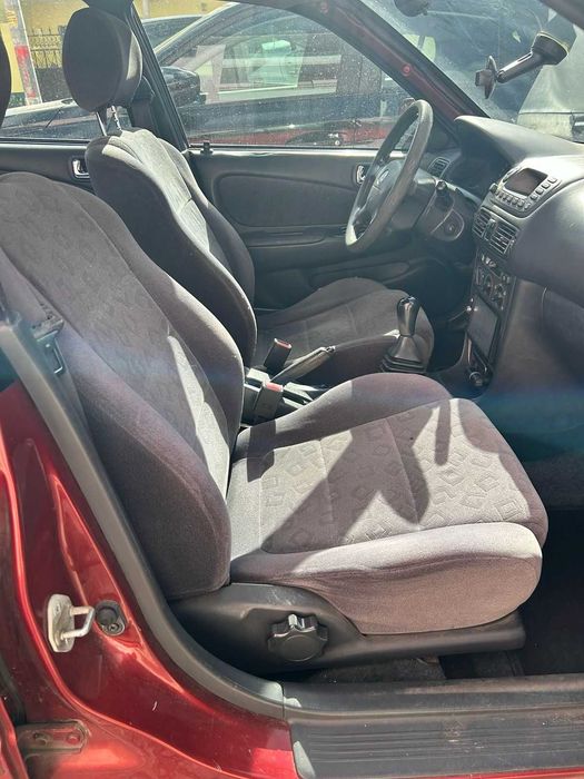Vendo Toyota Corolla Sol de 2001
