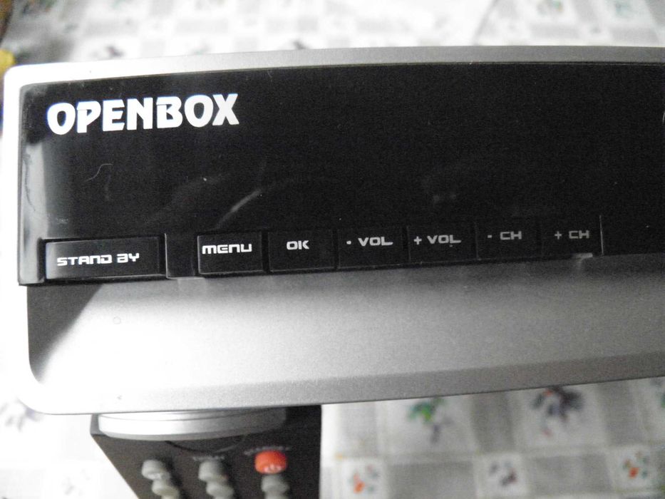 Продам спутниковий Тюнер  OPENBOX X-800