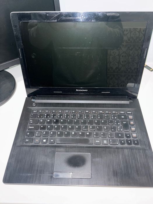Portátil Lenovo G40-70 80GA