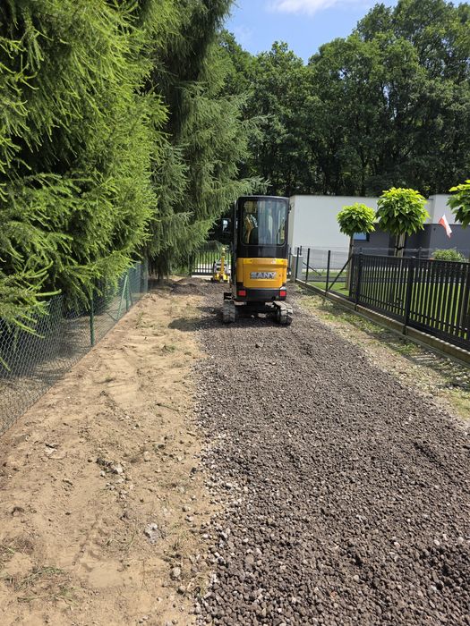 Uslugi ziemne,  usługi koparko-ładowarką, usługi minikoparką, wywrotka 3.5t ,Gliwice