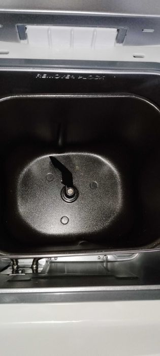 Продам хлебопечку, Clatronic