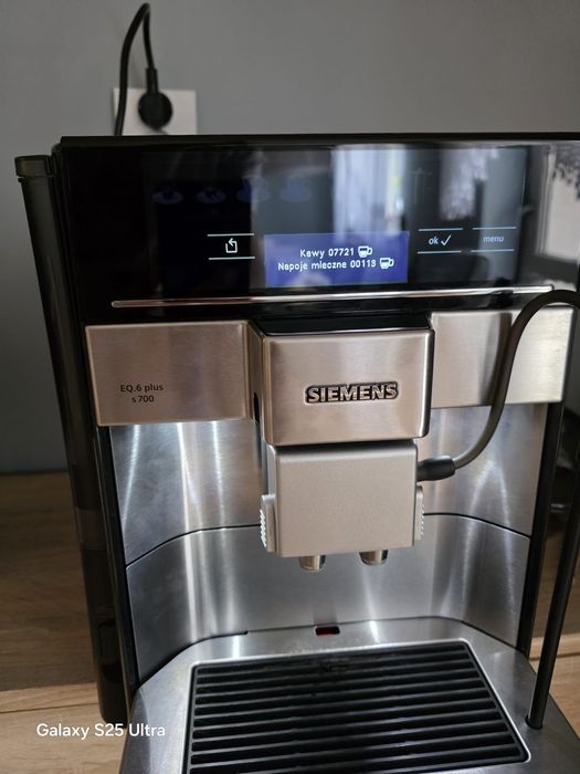 Ekspres Siemens EQ6 plus s700