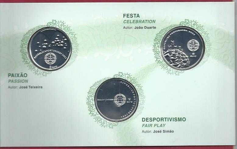 EURO  2004 Moedas BNC Prata  3 de  8  euros