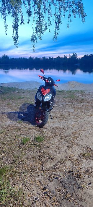 Скутер Skystar 50