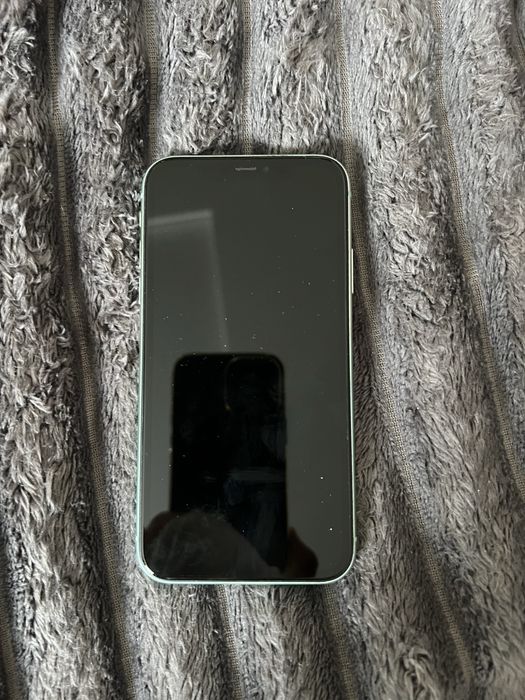 Продам Iphone 11 128