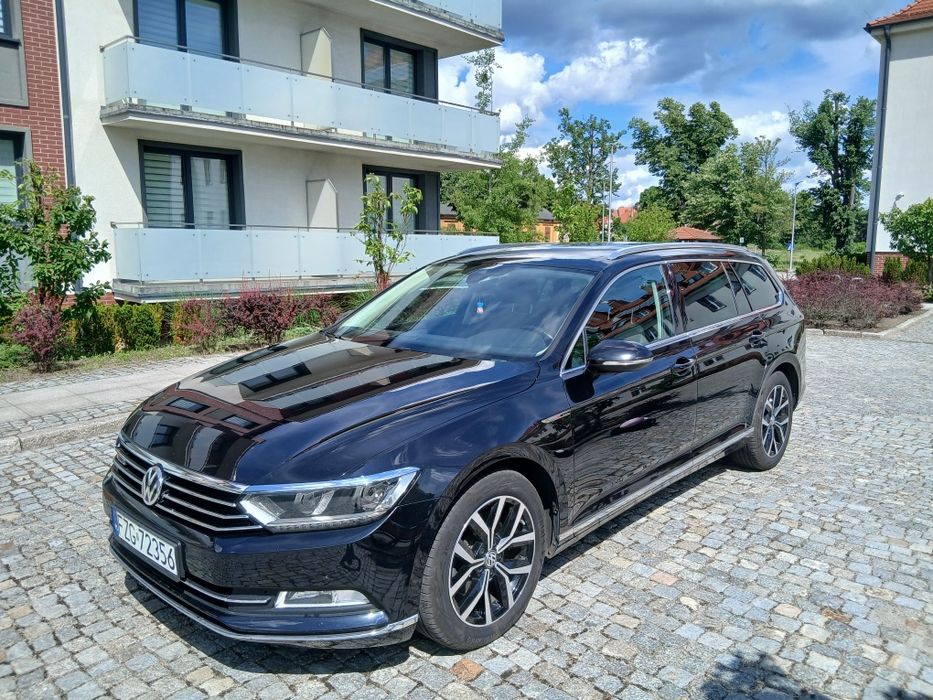 VW Passat B8 2016r Disel 4x4 wersja wyposażenia Higlhline